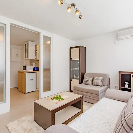 Апартаменты Eli